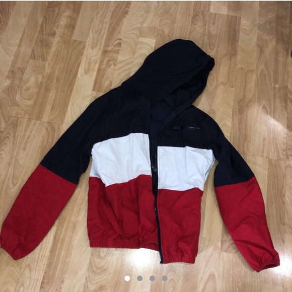 Brandy Melville Jackets & Blazers - REVERSIBLE Brandy Melville Colorblock Zip-up